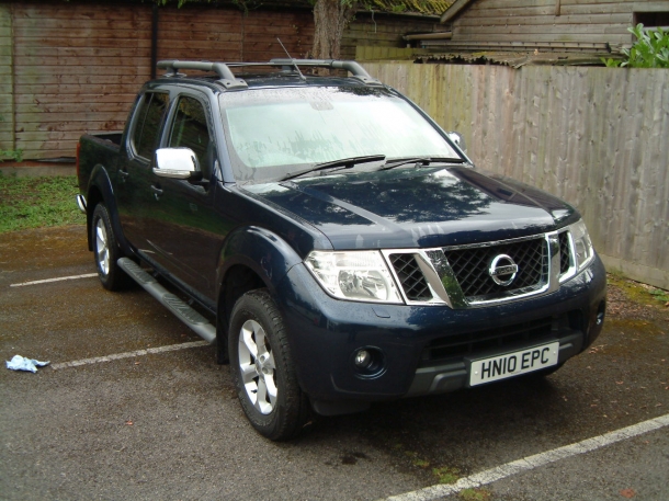 Nissan Navara Tekna diesel manual