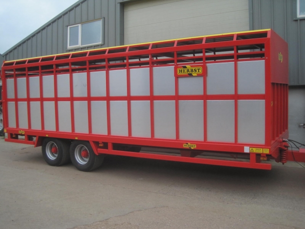Herbst 26ft cattle trailer