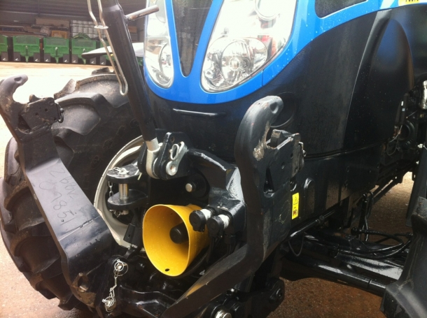 New Holland T6070