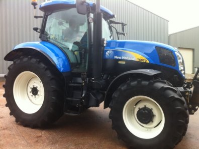 New Holland T6070