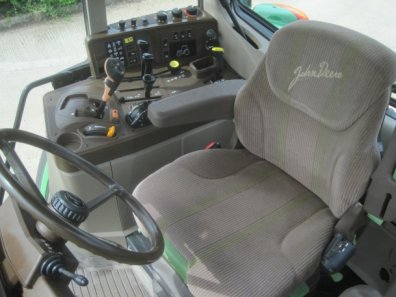 John Deere 6920S