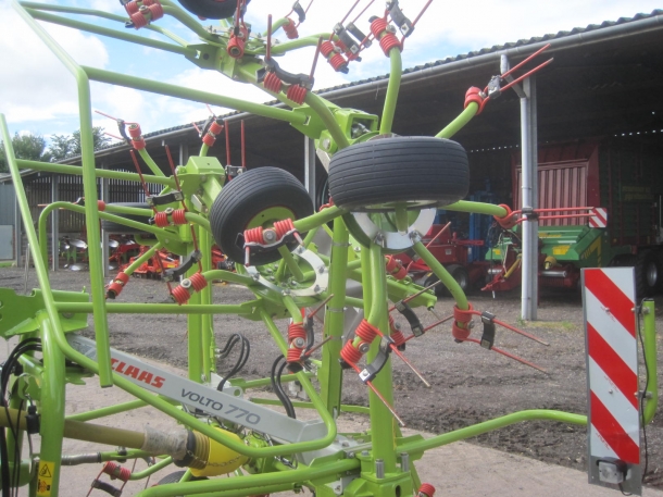 Claas Volto 770