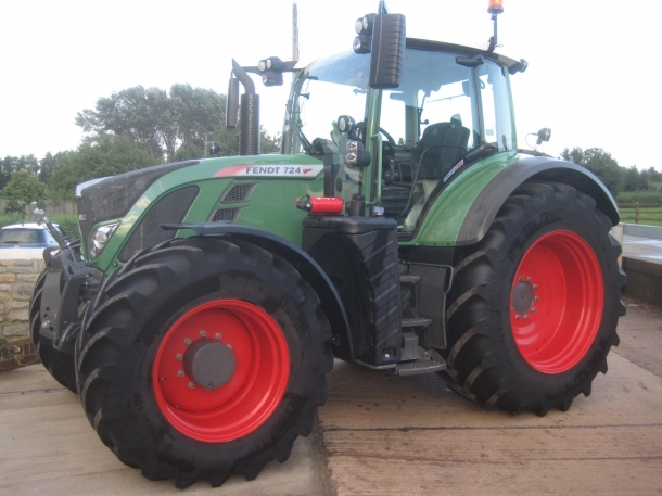 Fendt 724 Profi-Plus