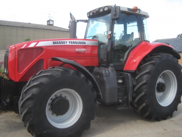 Massey Ferguson 8480