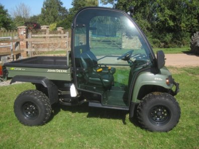 John Deere 850D UXV Gator