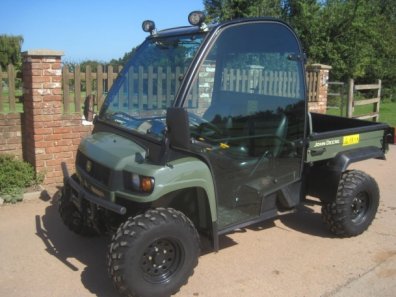 John Deere 850D UXV Gator