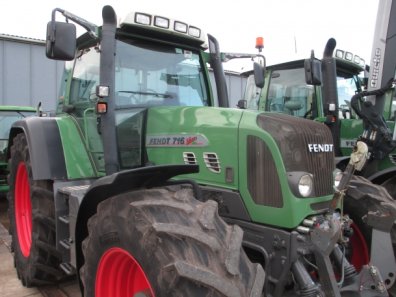 Fendt 716