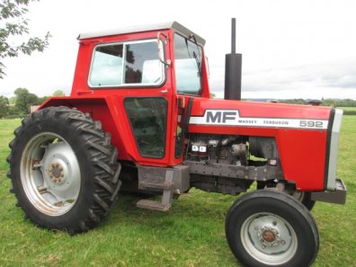 Massey Ferguson 592