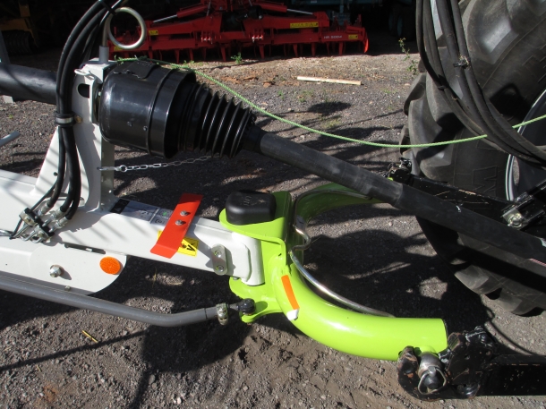 Claas Liner 2900 rake
