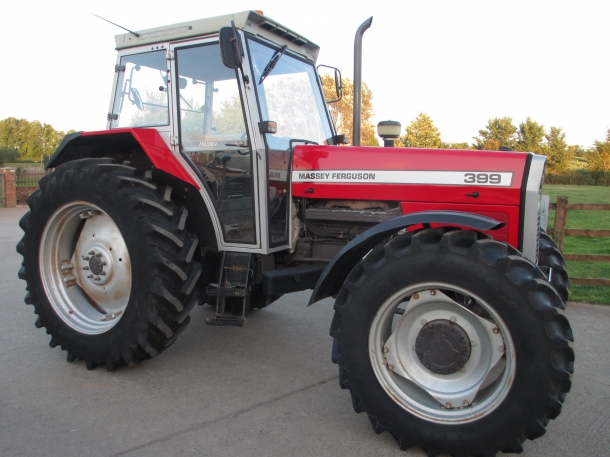 Massey Ferguson 399