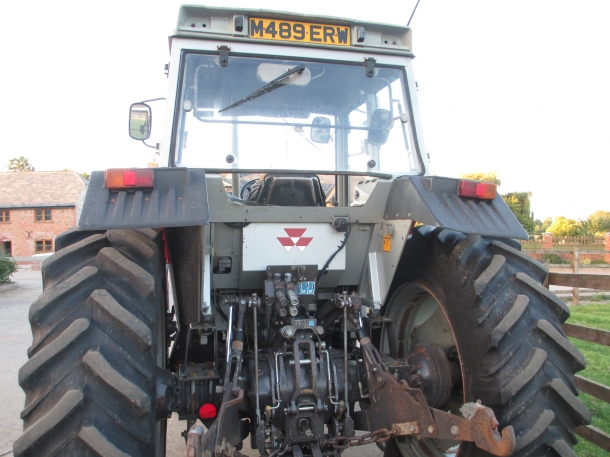 Massey Ferguson 399