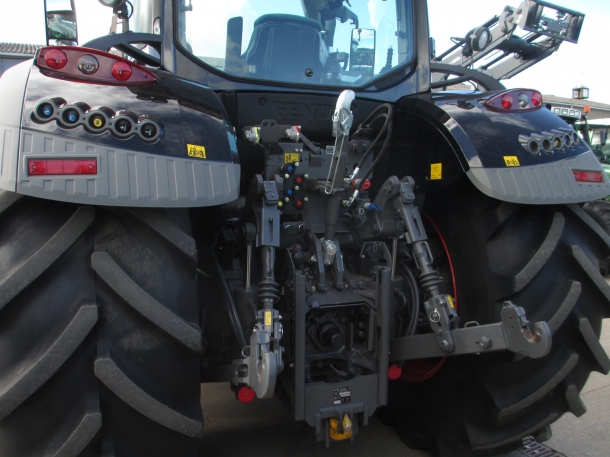 Fendt 724 Profi