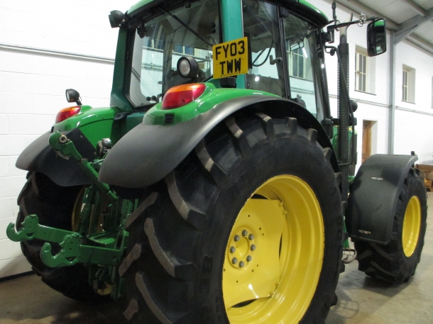 John Deere 6320