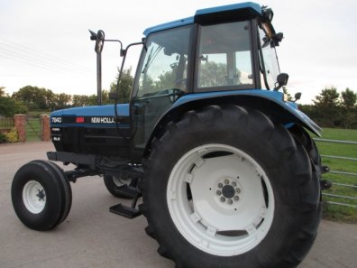 New Holland 7840 SLE