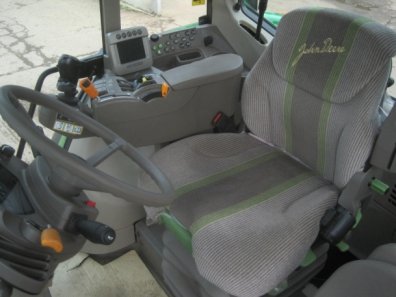 John Deere 6930