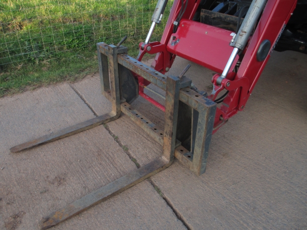 Case Maxum 100