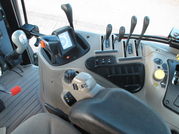 Case Maxum 100