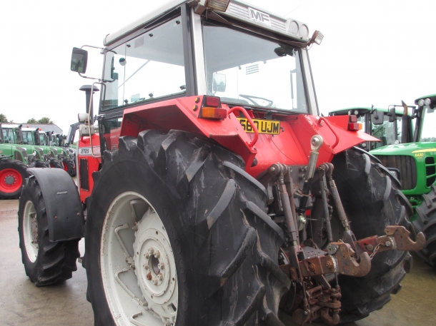Massey Ferguson 2725 Electronic