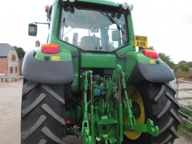 John Deere 6630