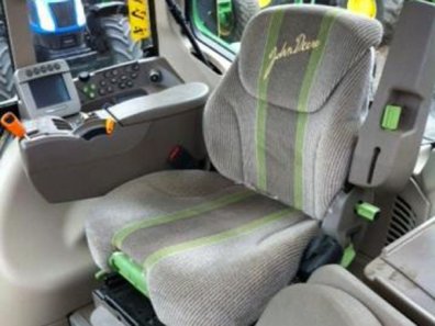 John Deere 6930
