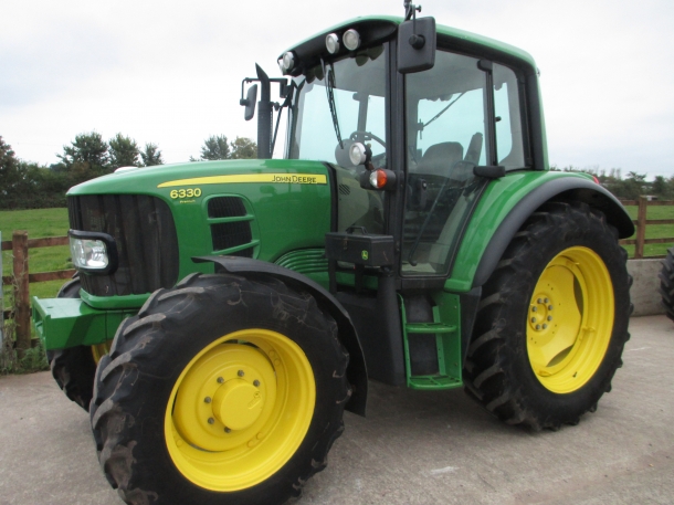 John Deere 6330