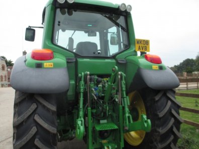 John Deere 6330