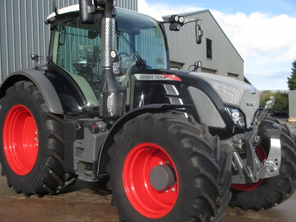Fendt 724 Profi-Plus