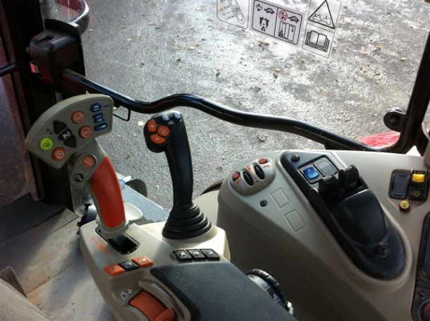 Massey Ferguson 7620 Exclusive