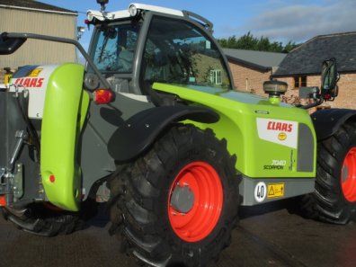 Claas Scorpion 7040 VP +