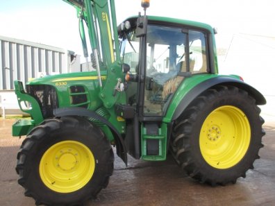John Deere 6330