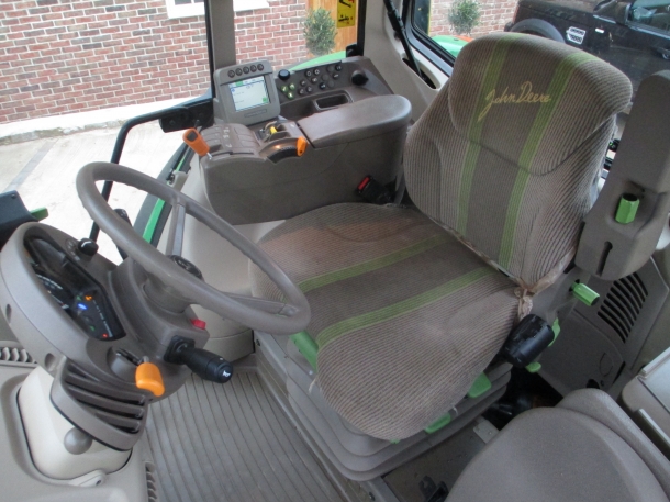 John Deere 6430