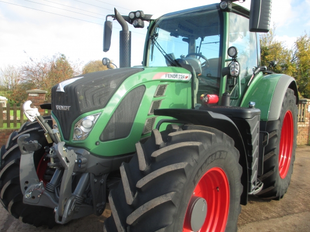 Fendt 724 Profi-Plus