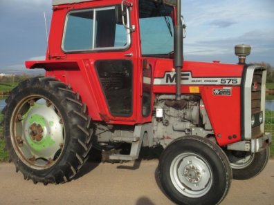 Massey Ferguson 575