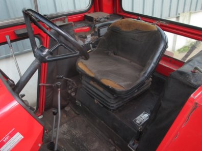 Massey Ferguson 575