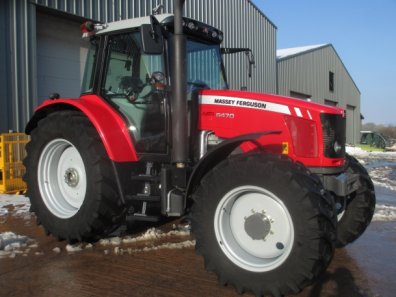 Massey Ferguson 6470