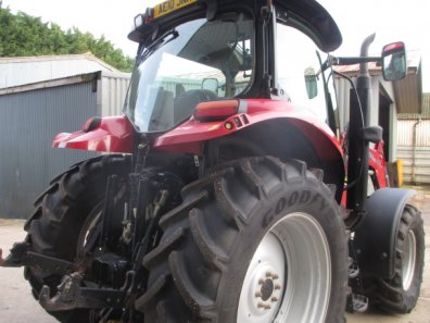 Case Maxum 100