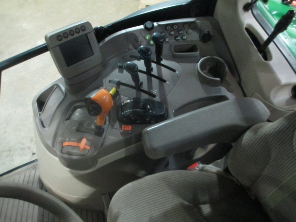 John Deere 6930