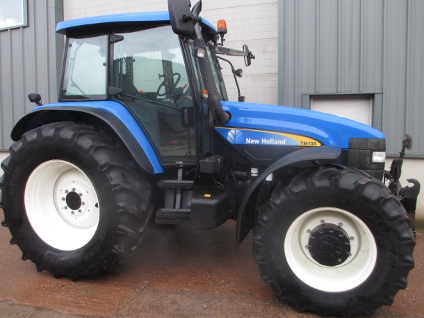 New Holland TM155