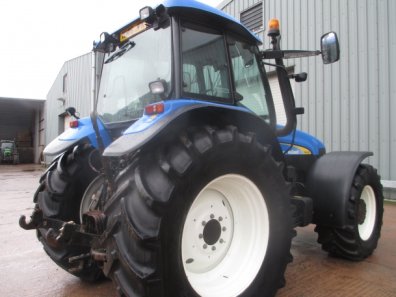 New Holland TM155