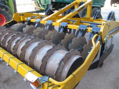 McConnel Discaerator 3000