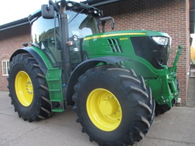 John Deere 6210R