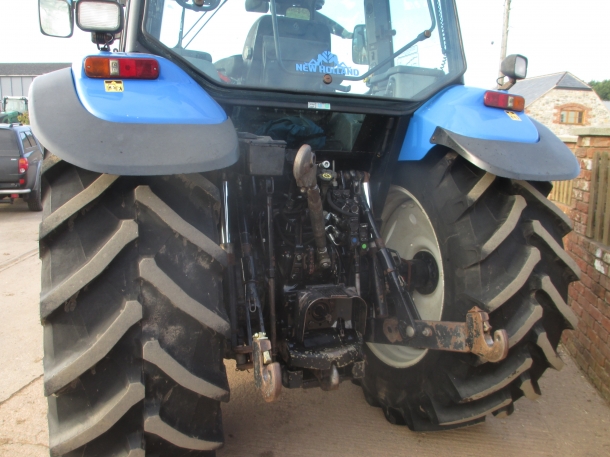 New Holland TS115 SLE