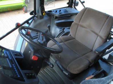New Holland TS115 SLE