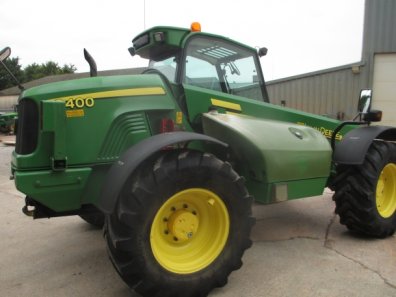 John Deere 3400