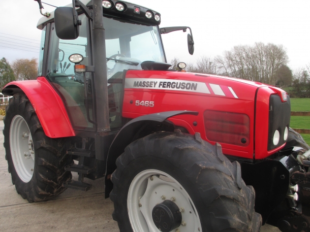 Massey Ferguson 5465