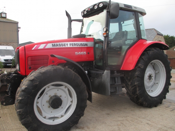 Massey Ferguson 5465