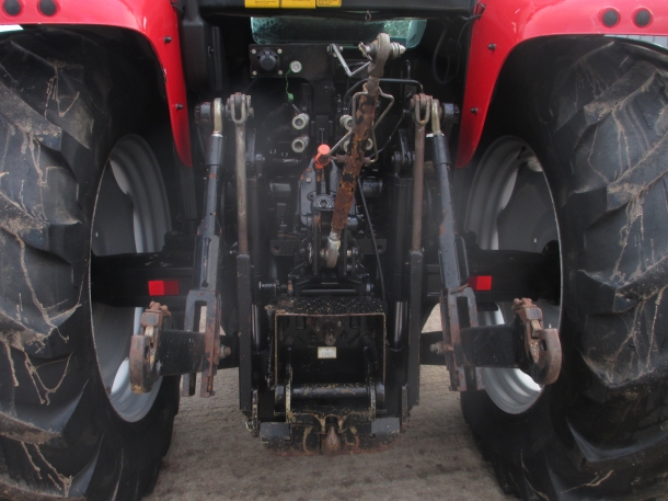 Massey Ferguson 5465