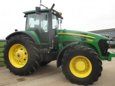 John Deere 7930