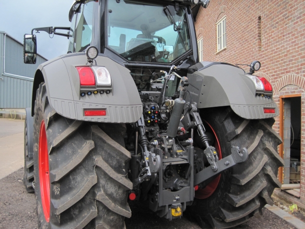 Fendt 828 Profi Plus