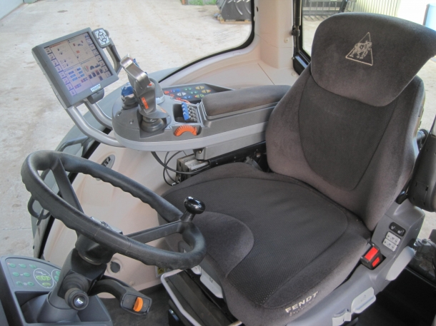 Fendt 828 Profi Plus
